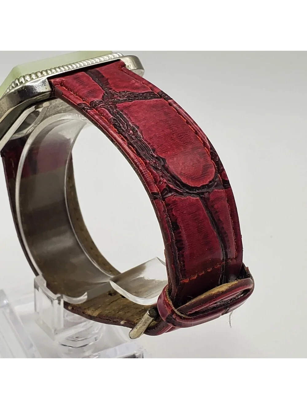 Geneva Womens Watch  40mm Red Dial Leather Band Square New Battery